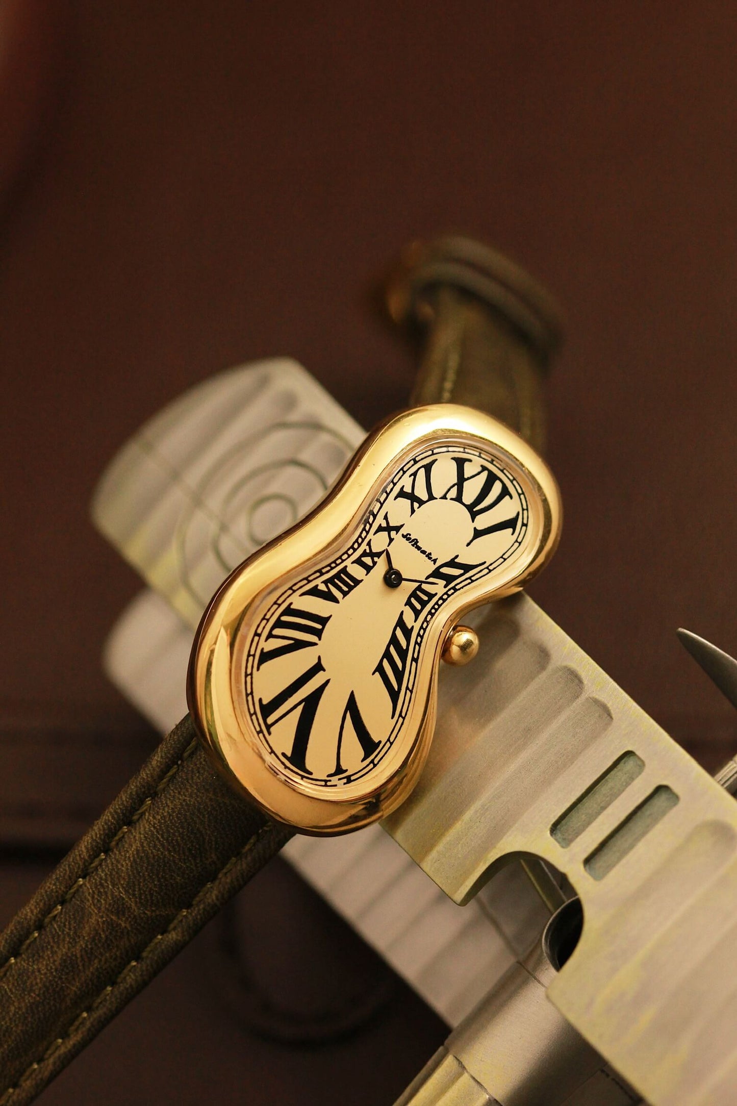 Softwatch EXAEQUO 91004 Inspired by Dalí