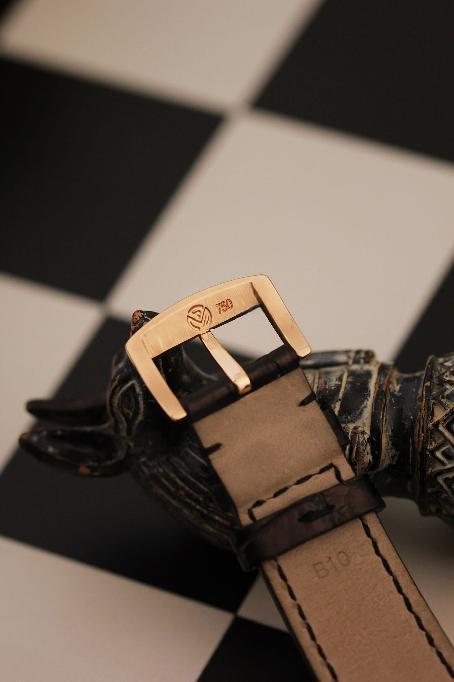 Franck Muller Master Square 6002S QZ: Art Deco Elegance in 18K Rose Gold
